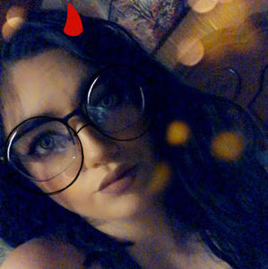 Meet your Posher, Cynthia